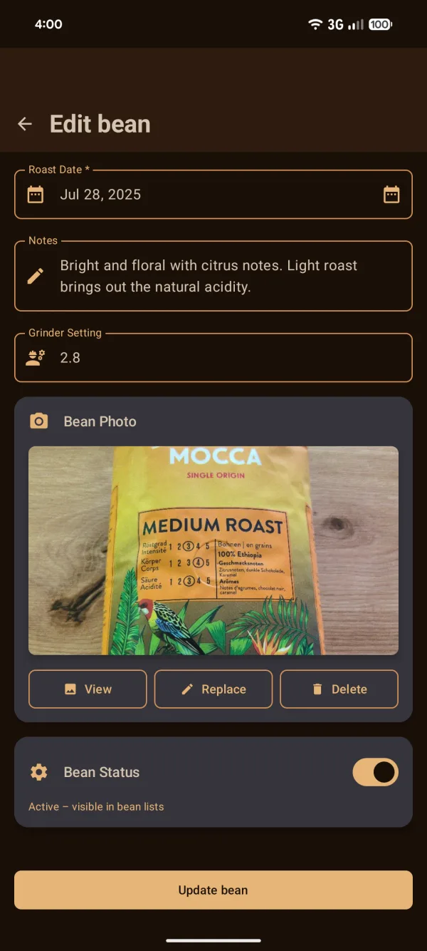 Edit bean screen with roast date, tasting notes, grinder setting 2.8 and a photo of the coffee bag.